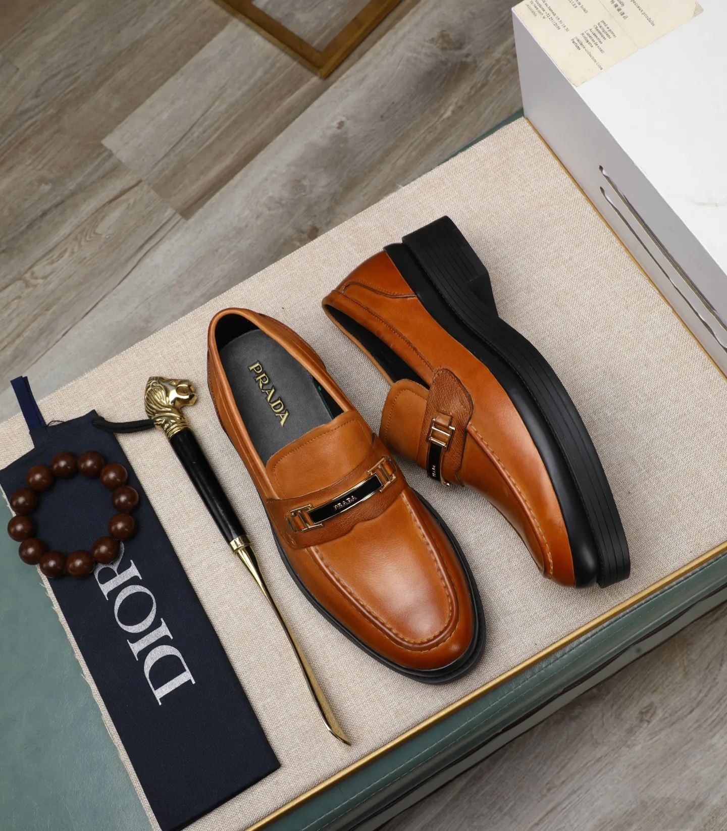 Men's men's shoes 💰540 (water-dyed cow leather) 📛📛PRADA high-end counter's latest formal business leather shoes 👔original and highest quality! Imported from Italy 🇮🇹 first-layer calfskin fabric ➕ cowhide lining Original outsole Formal size: 38➖44 (45 customized)
